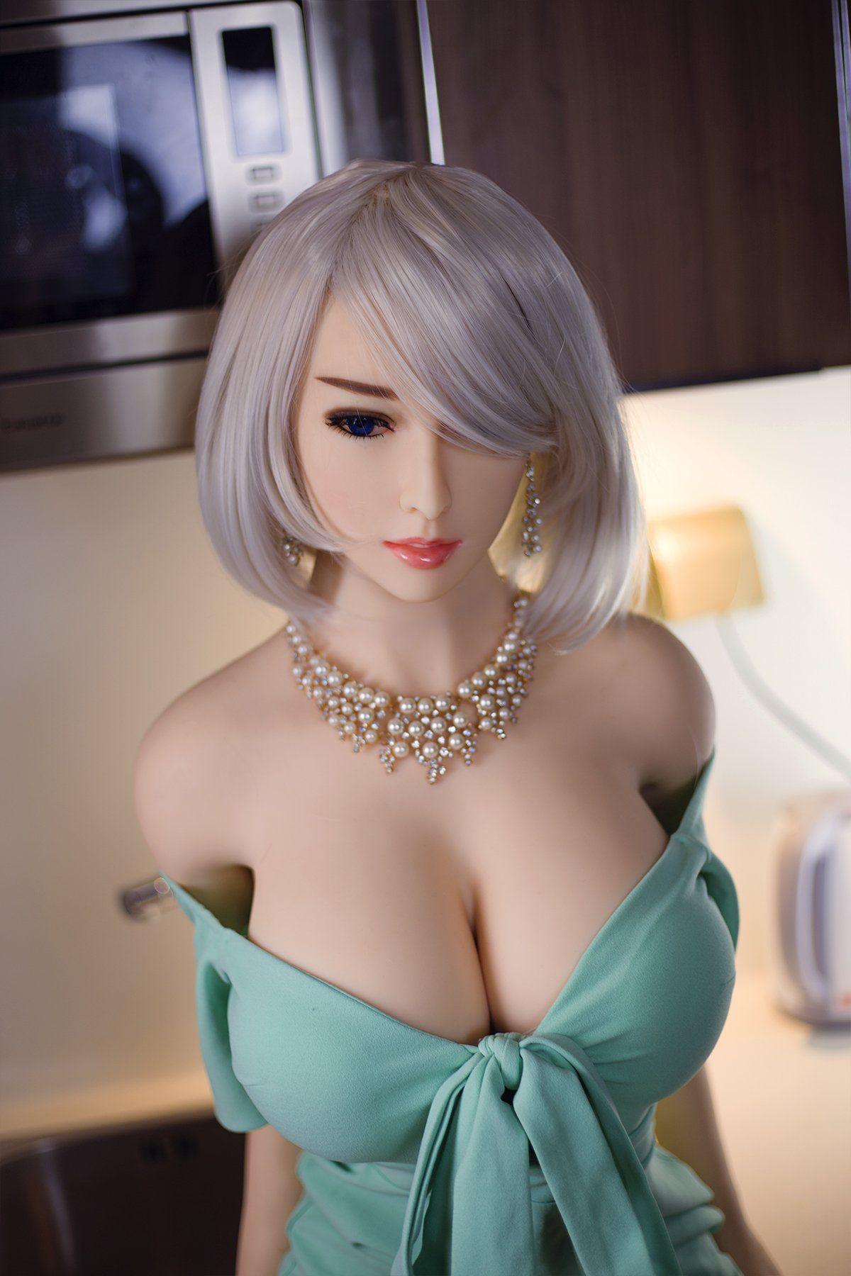 Realistic Sex Doll 